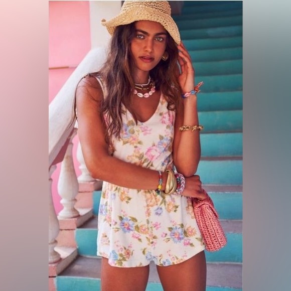 BNWT LoveShackFancy Bascom Romper in Morning Surf Pink - Picture 2 of 6